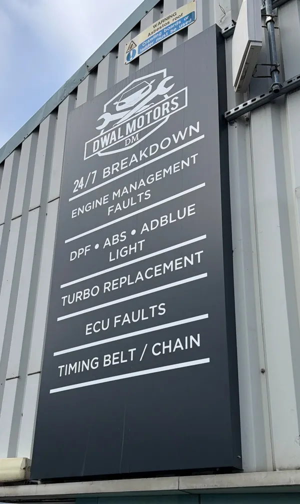 DWAL Motors sign listing 24/7 breakdown, engine management faults, DPF, ABS, AdBlue, turbo, ECU and timing belt services
